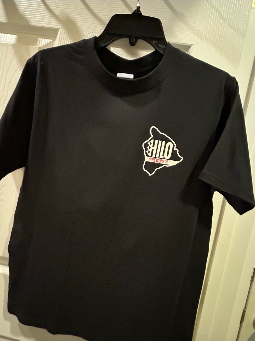 Hilo Brewing Company Hawaii Craft Beer Graphic T-Shirt Black Men's Size small